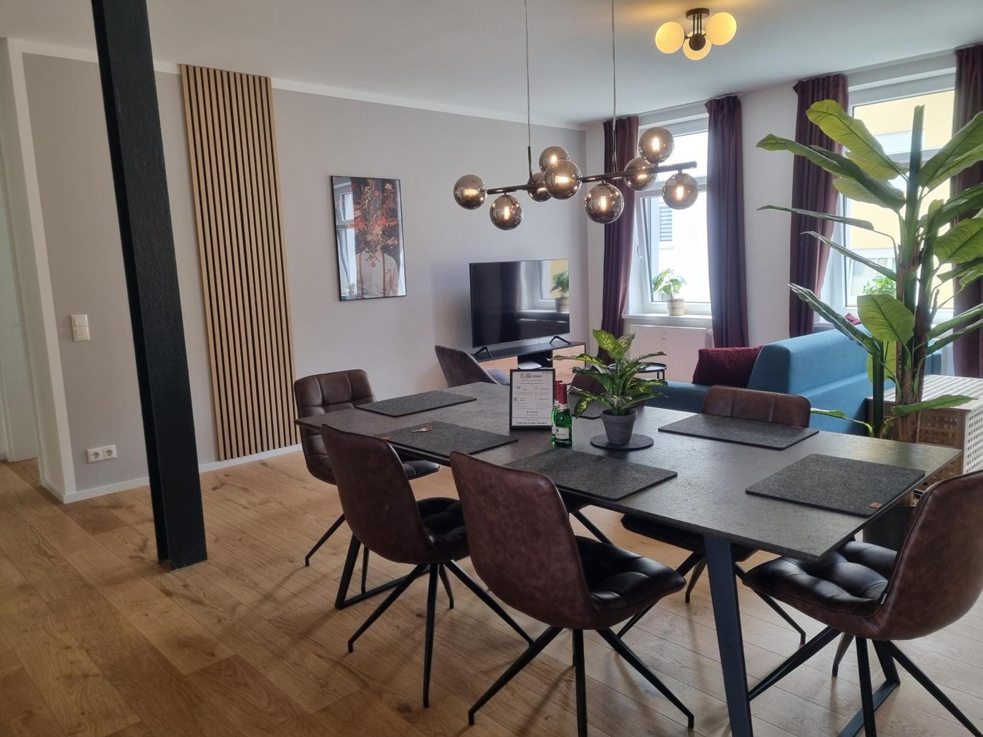 Maremar - Style-Loft Am Ferberturm - 2 Schlafzimmer - Luxus Boxspringbett - Arbeitsplaetze - Highspeed Wlan Gera Eksteriør billede